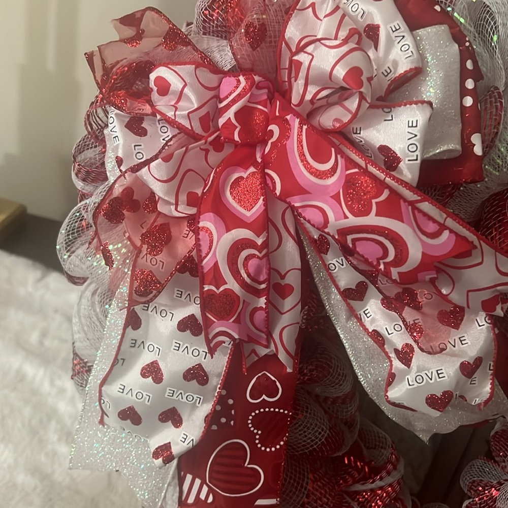 Valentines Day Handmade Deco Mesh Wreath - Picture 3 of 3